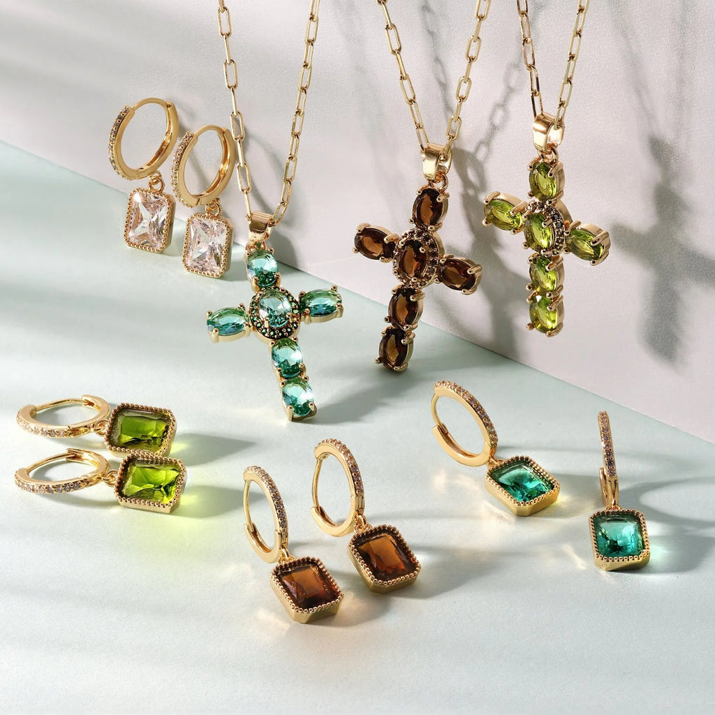 Splendid Iris Eye-Catching Cross Pendant with Paperclip Chain