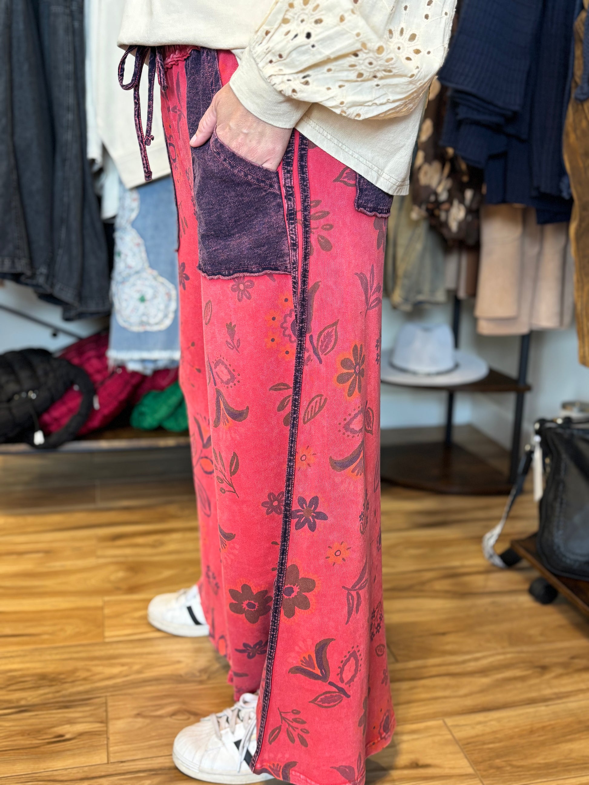 Easel Lorraine Botanical Bloom Pant