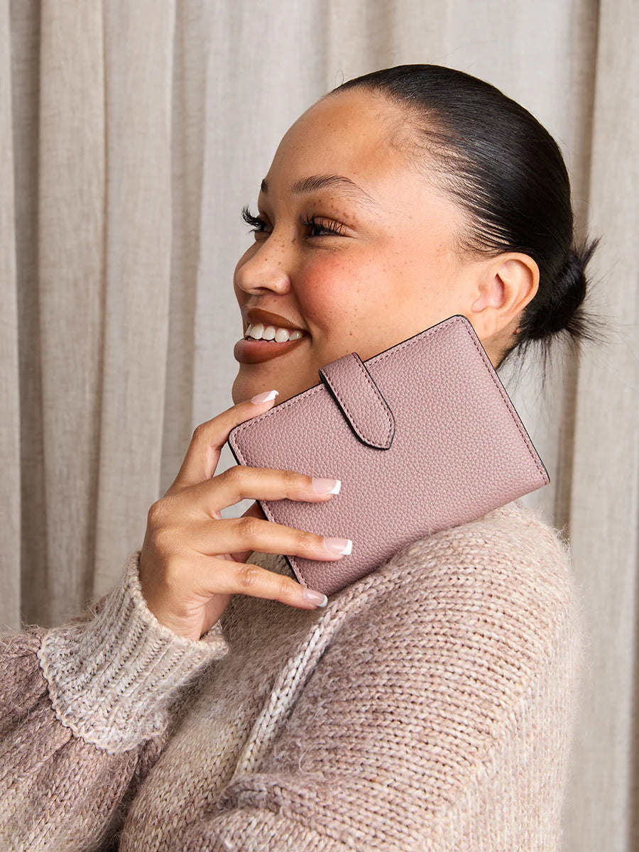 Jane Vegan Snap Wallet