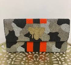 Beaded Honey Bee Clutch