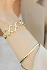 Splendid Iris Circle Cuff