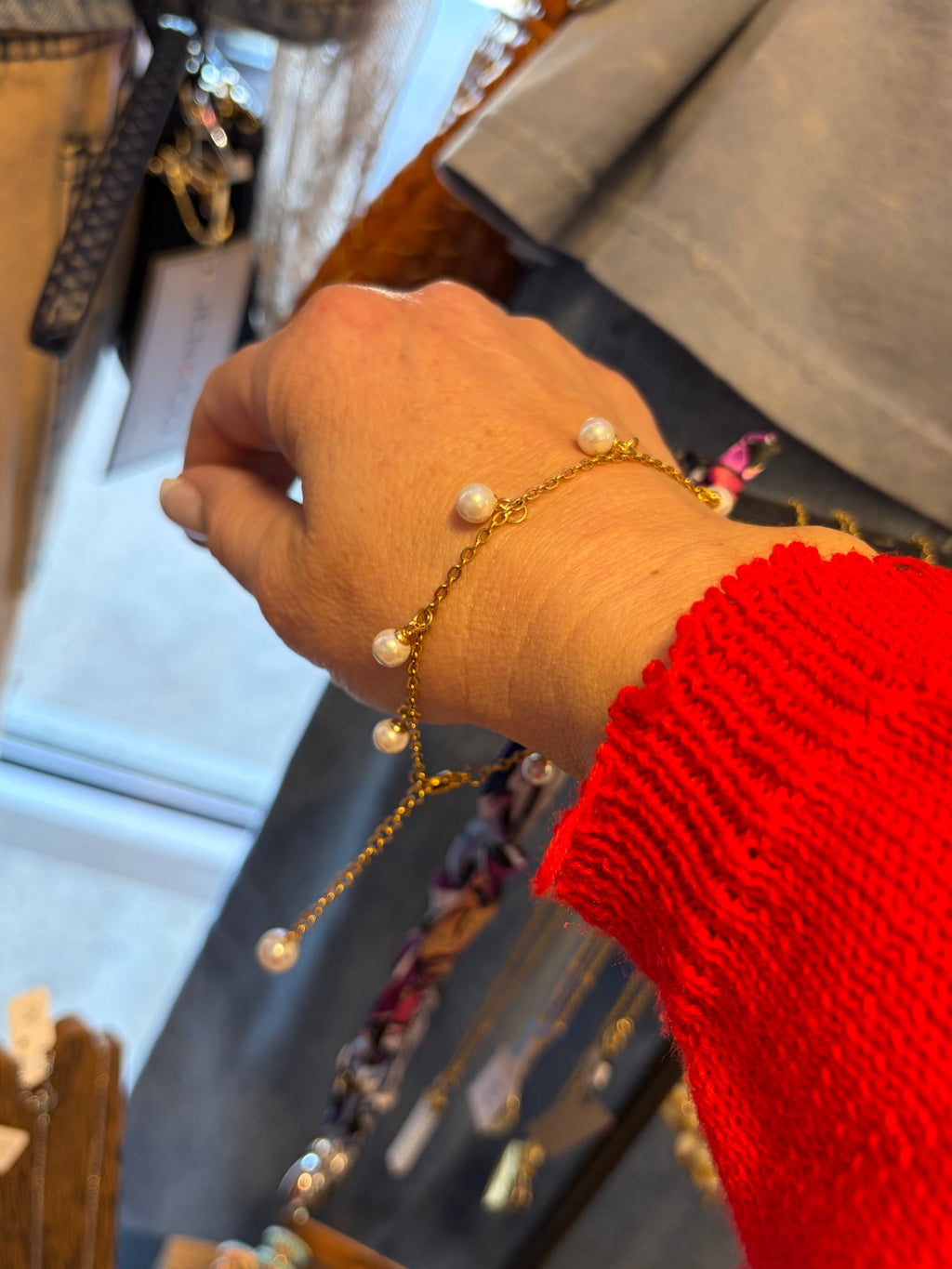 Dainty Pearl Chain Bracelet