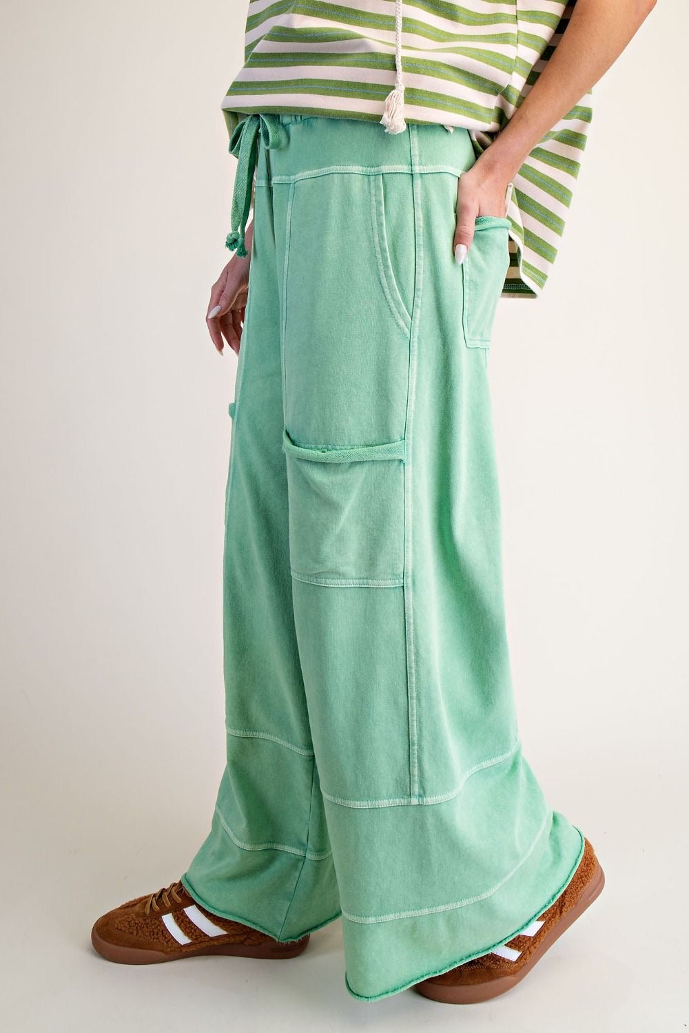 EASEL Exposed Seam Wide Leg Pants