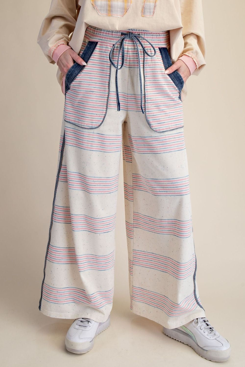 EASEL Melangie Stripe Knit Pants w/ Heart Detail