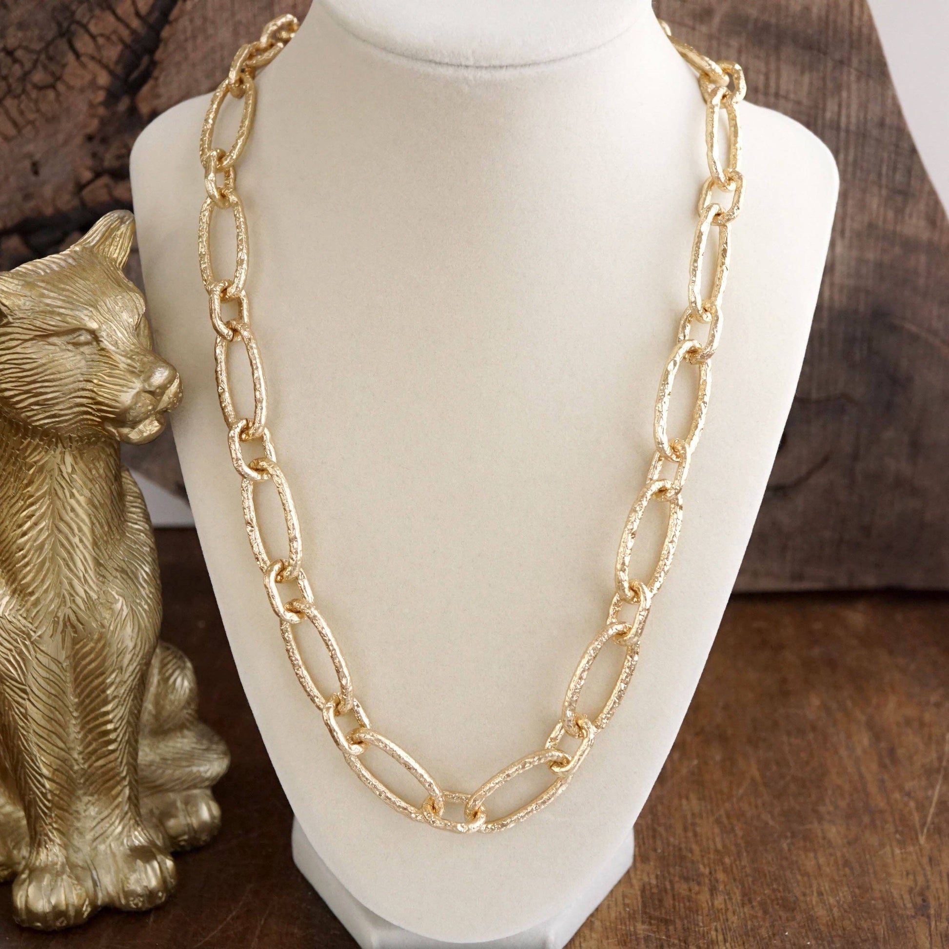 Chunky Statement Necklace – Elongated Textured Chain Necklace