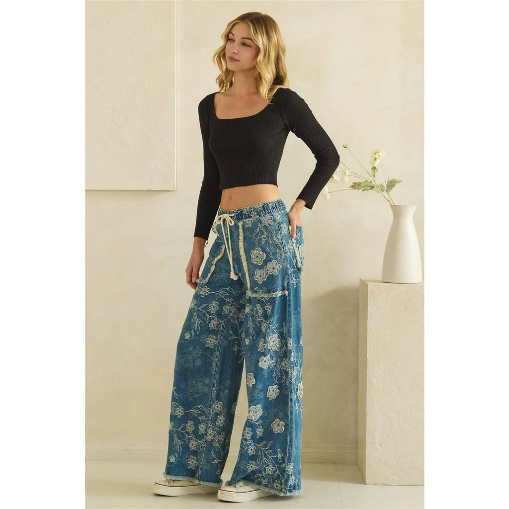 FLORAL PATCH EMBROIDERED DENIM PANTS