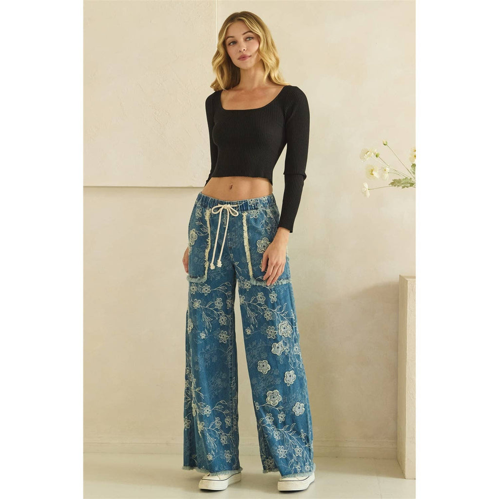 FLORAL PATCH EMBROIDERED DENIM PANTS