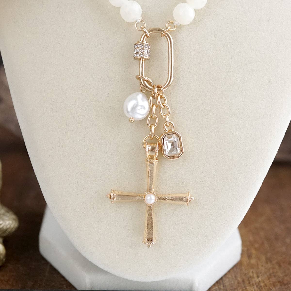 Radiant Faith – Beaded Cross Cluster Necklace
