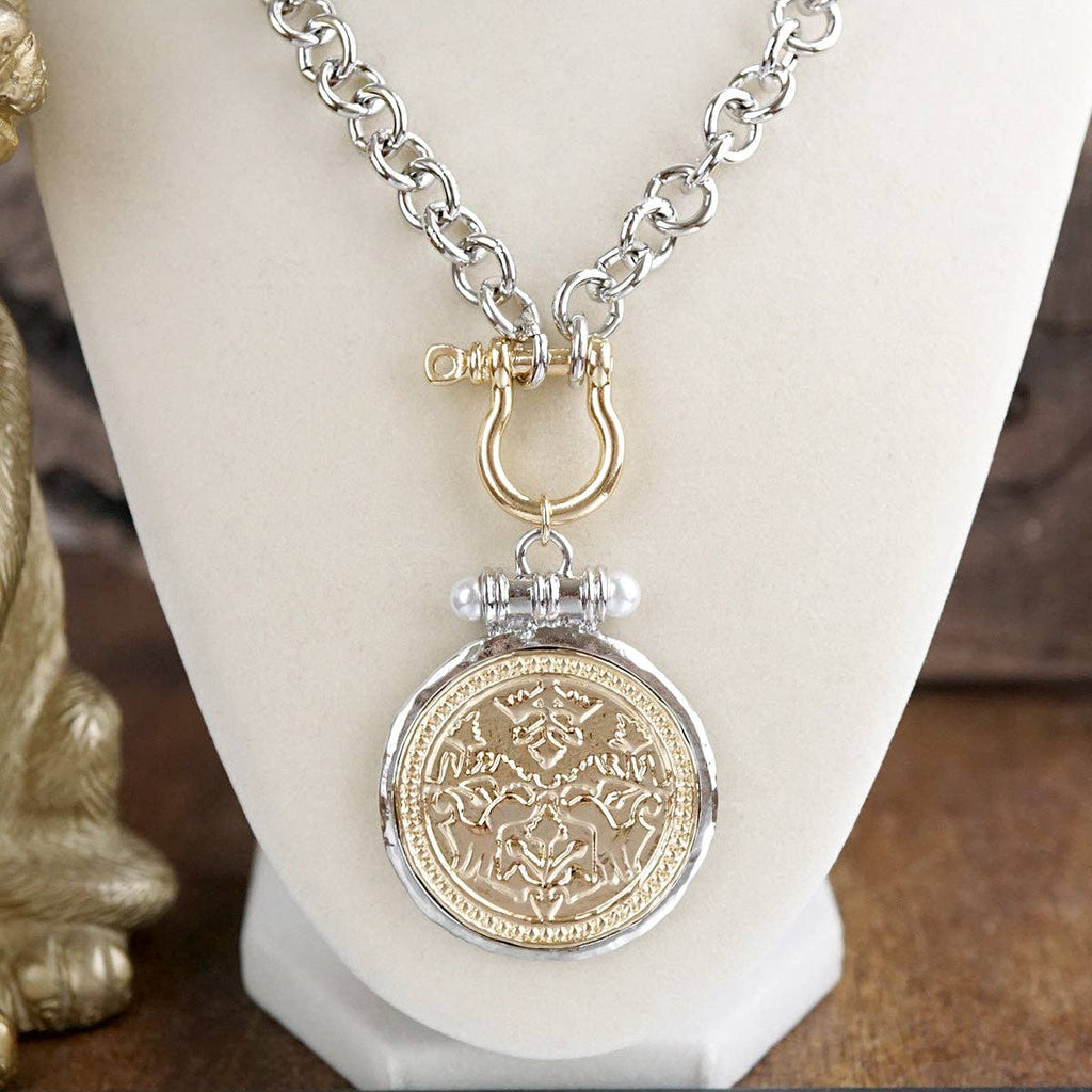 Southern Keepsake – Shackle Coin Pendant Necklace