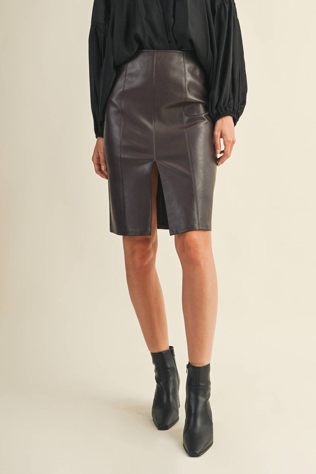 Clarissa Seamed Pencil Skirt