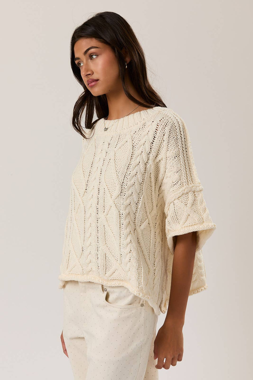 Round Neck Short Sleeve Sweater Top