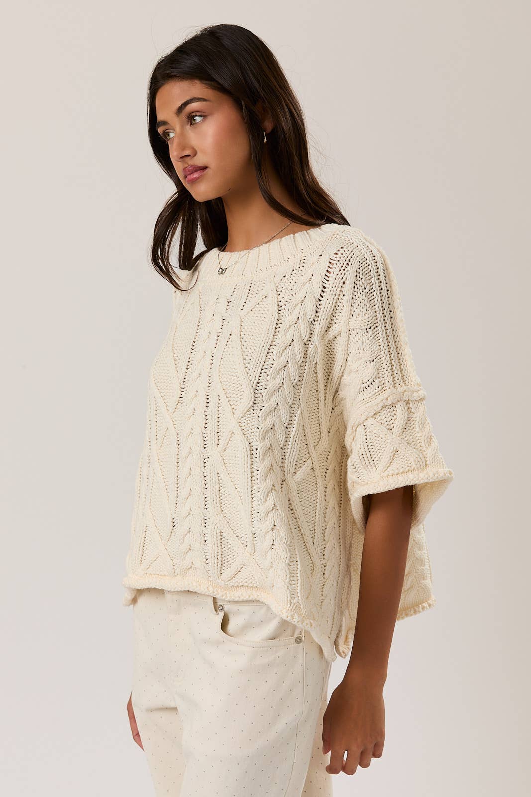 Round Neck Short Sleeve Sweater Top