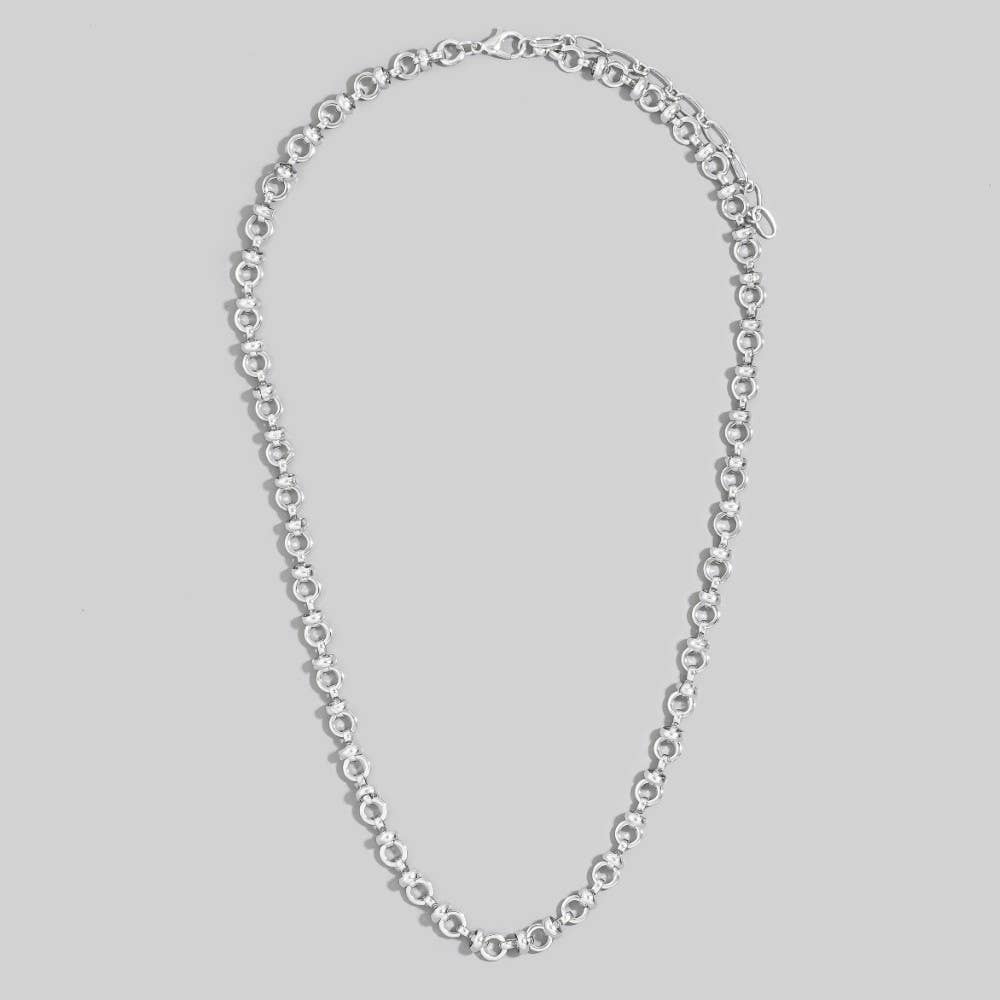 Circle Link Chain Necklace