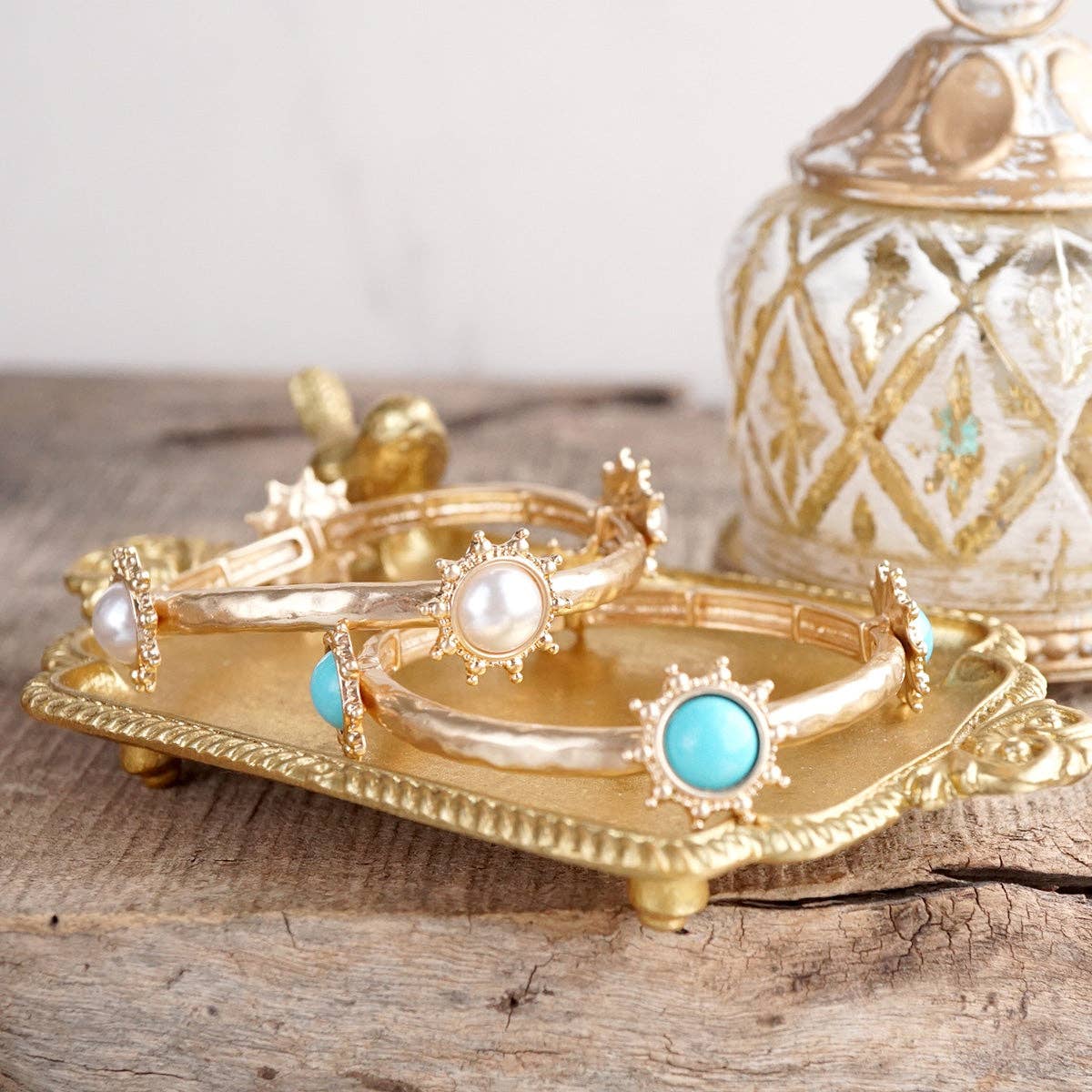 Suncrest Glow – Hammered Charm Bangle