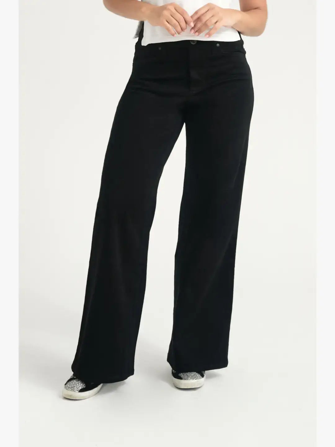 Petite Perfect Better Butter Wide Leg Jeans in Black