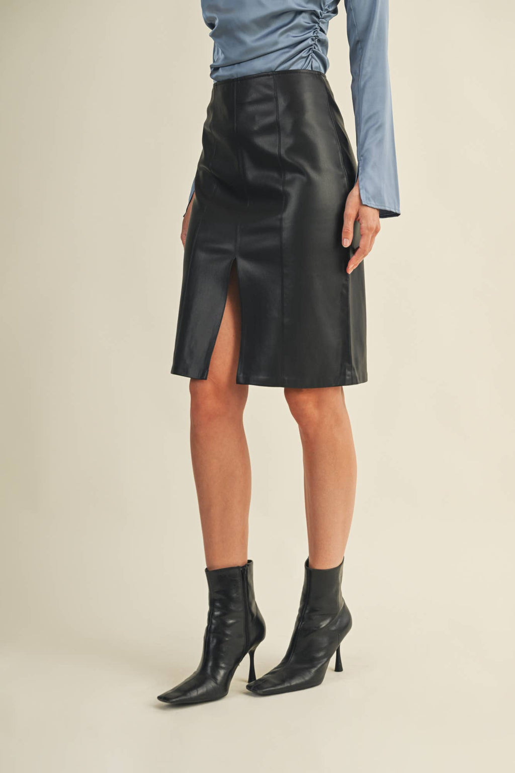 Clarissa Seamed Pencil Skirt