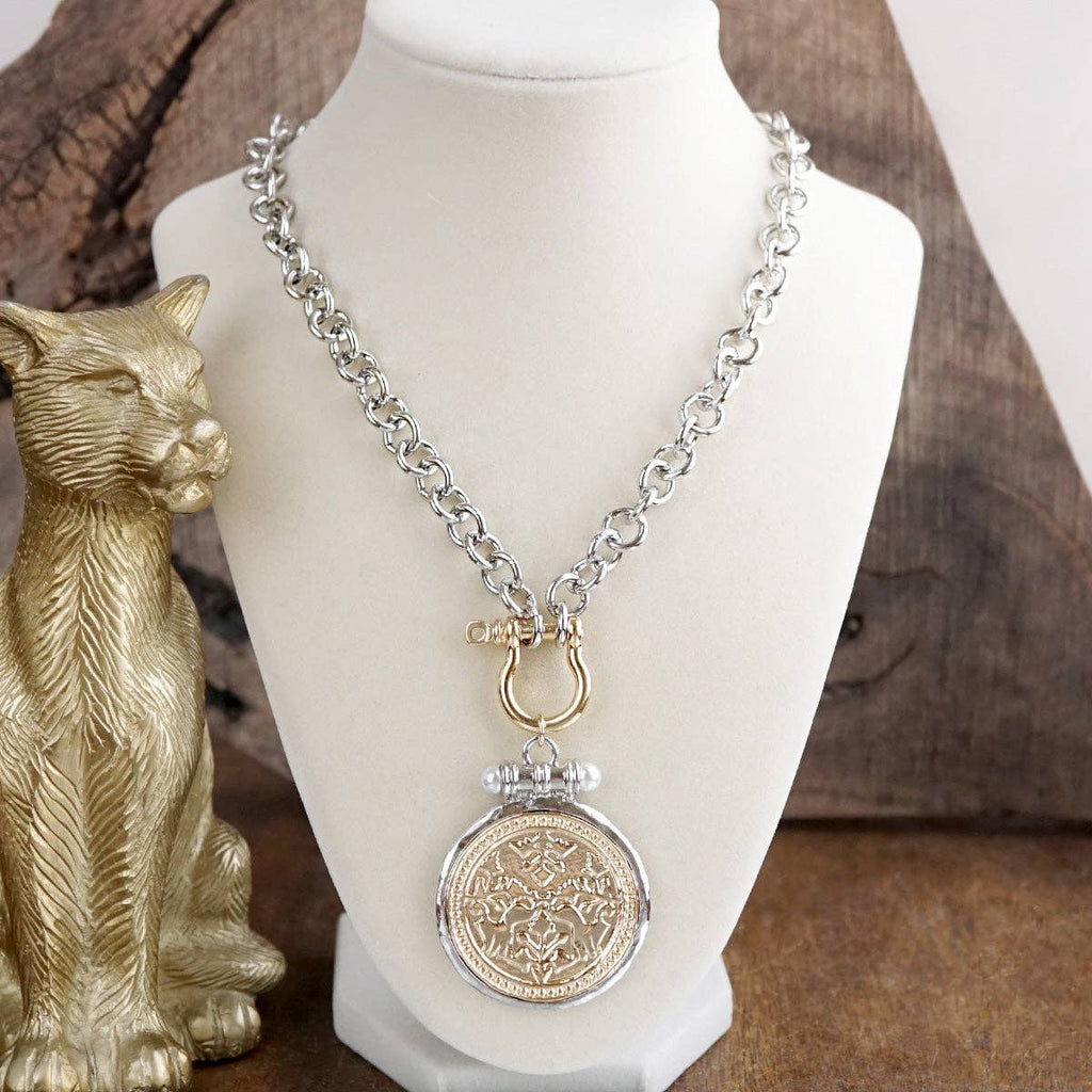 Southern Keepsake – Shackle Coin Pendant Necklace