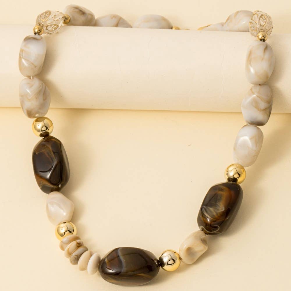Intricate Chunky Resin And Metallic Beads Necklace