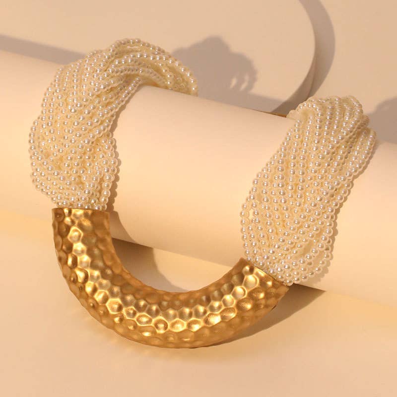 Perlies & Textured Gold Arc Necklace in Ivory