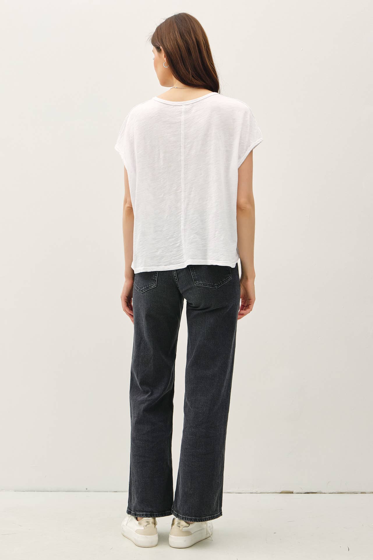 Brione by BeCool: Cropped Sleeve Tee