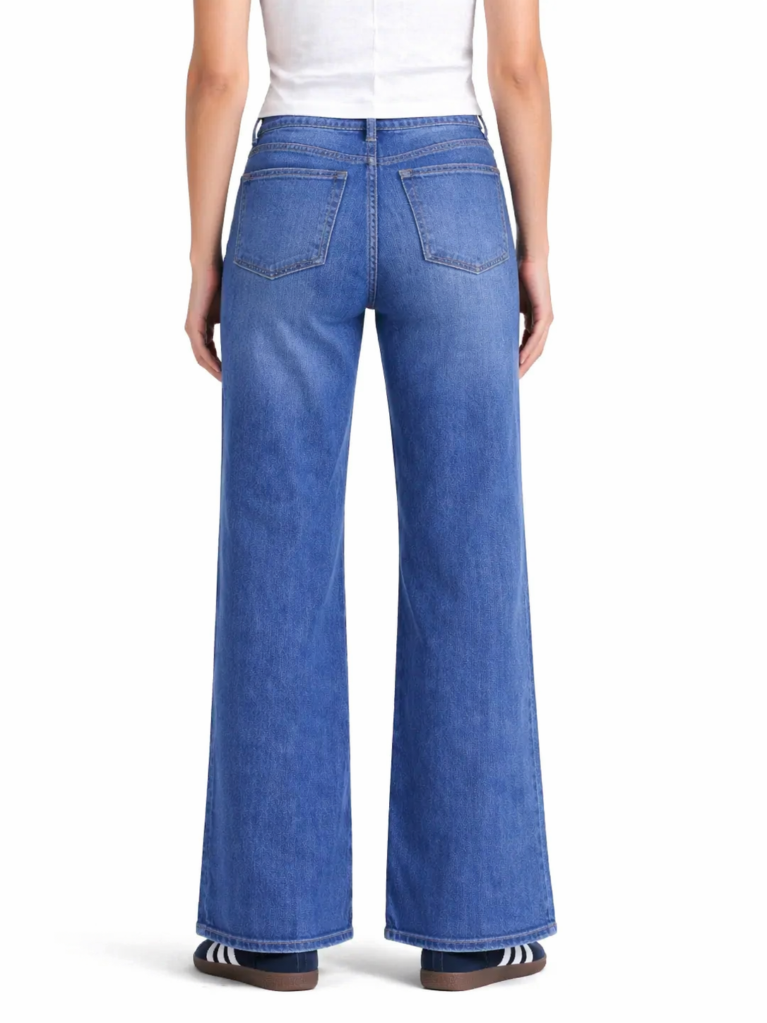Wide leg jeans with stripes and soft touch fabric.