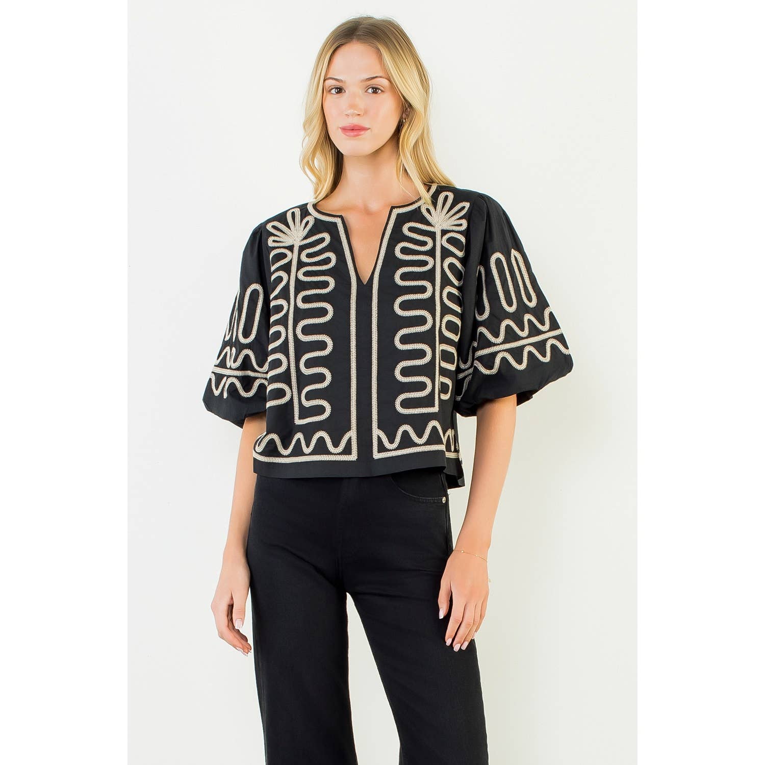 Puff Sleeve Embroidery Top