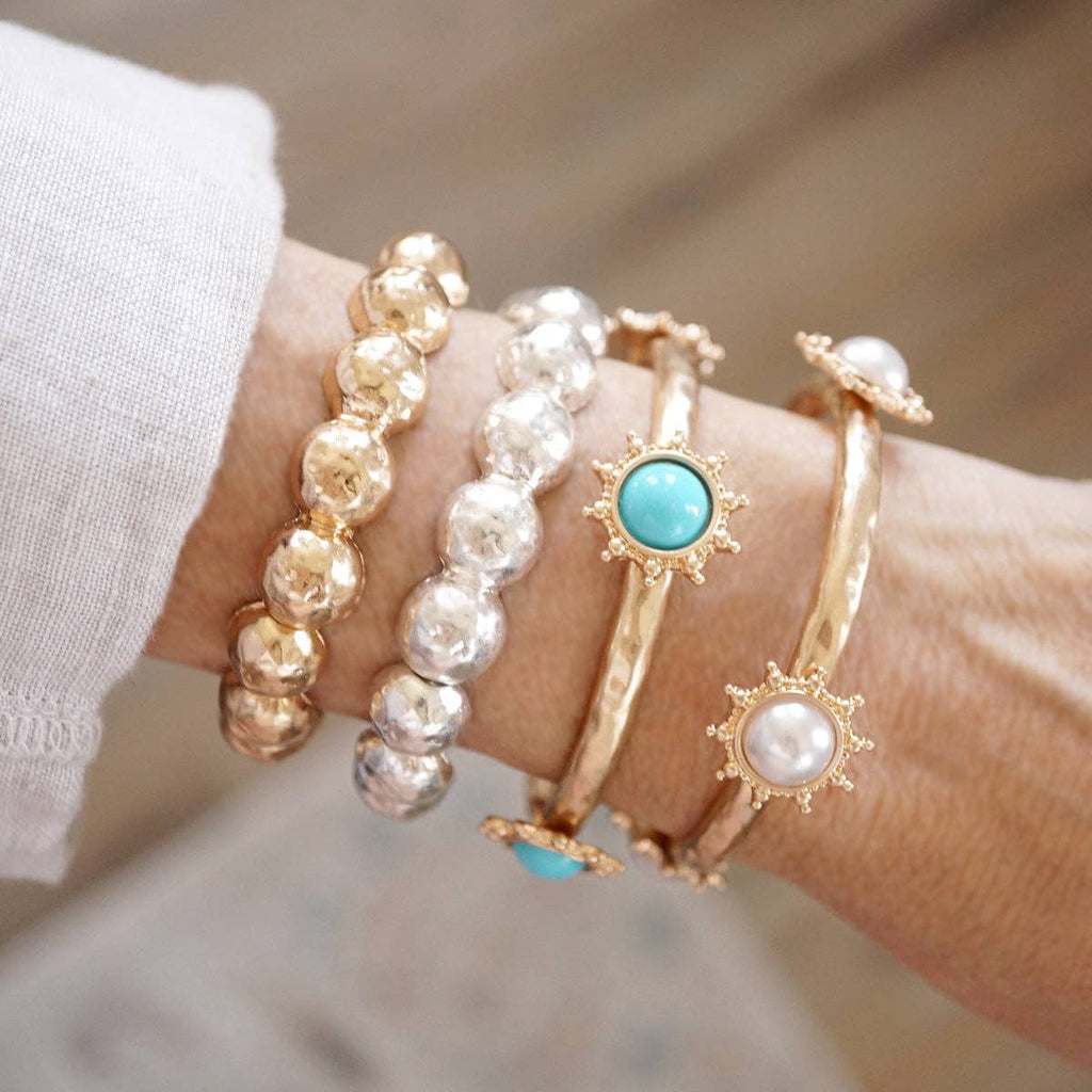 Suncrest Glow – Hammered Charm Bangle