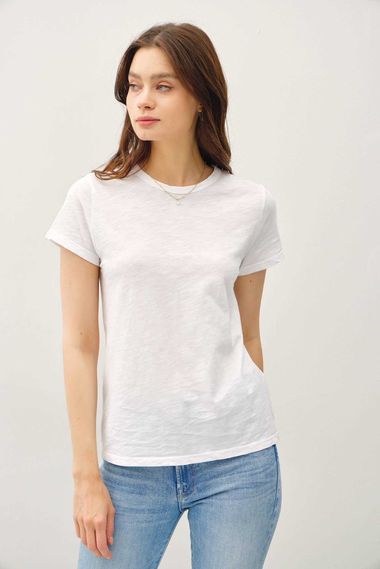 Basic Essential White Tee