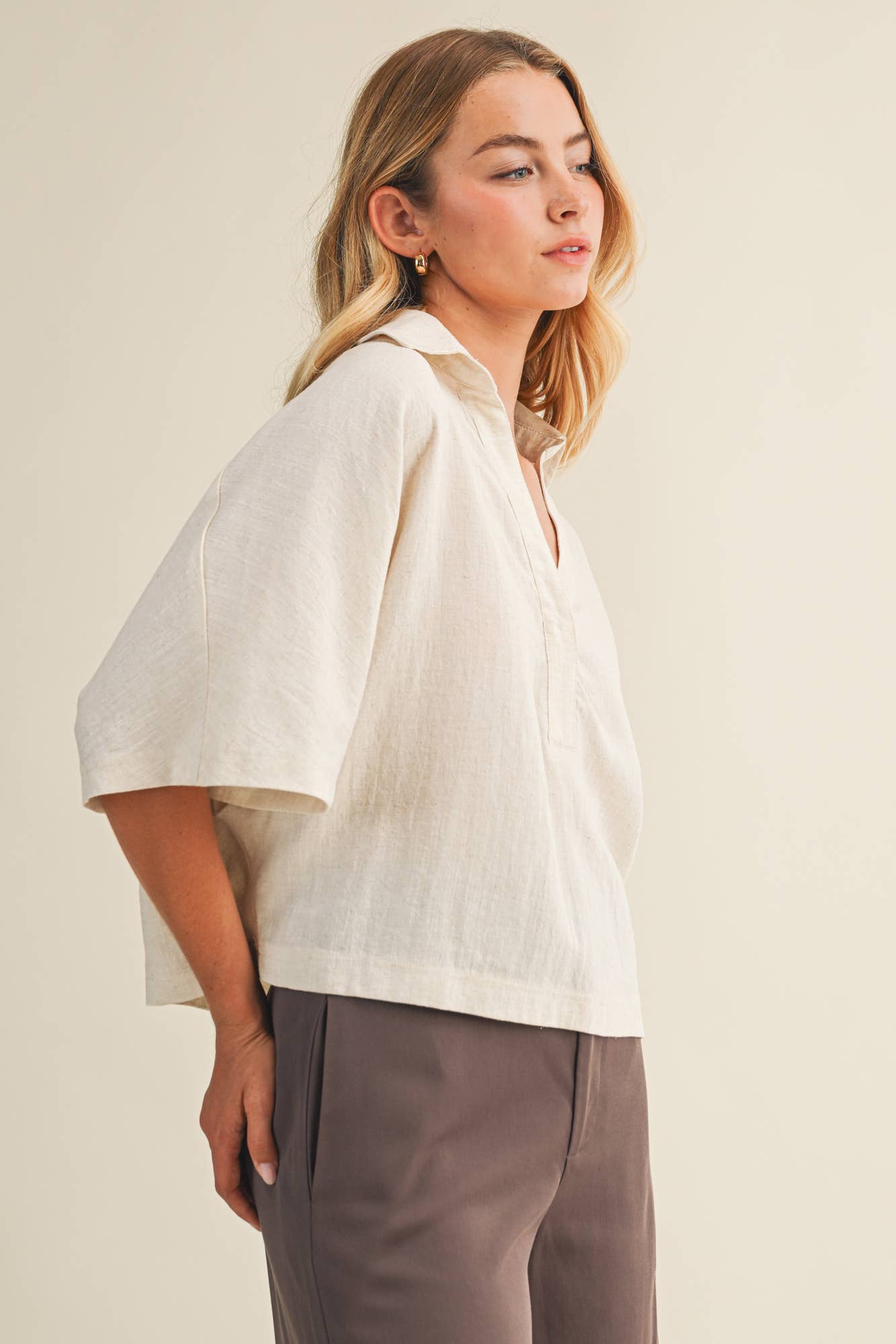 Textured Drape Sleeve Collared Blouse