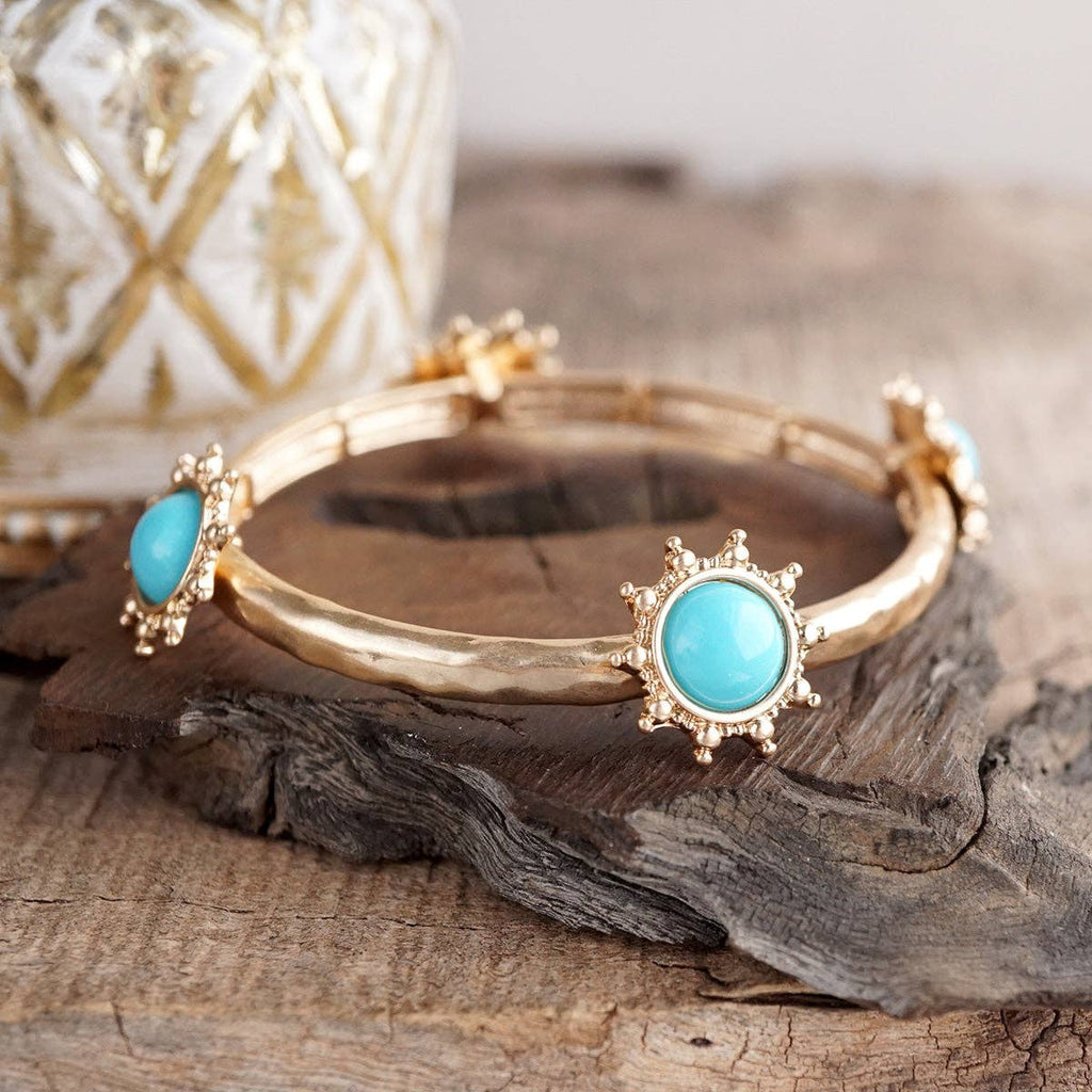 Suncrest Glow – Hammered Charm Bangle