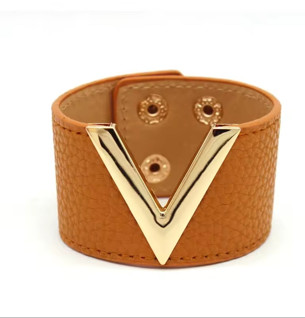 V Bracelet w/ Snap Closure