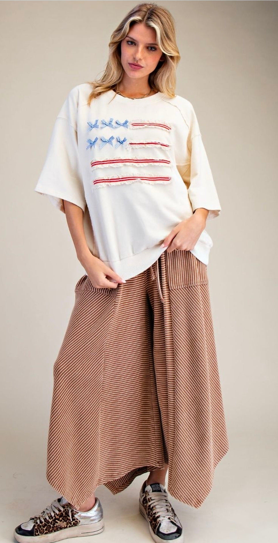EASEL Palazzo Pants in Stripe
